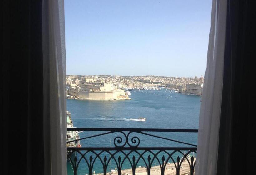 اتاق استاندارد با چشمانداز دریا, Grand Harbour