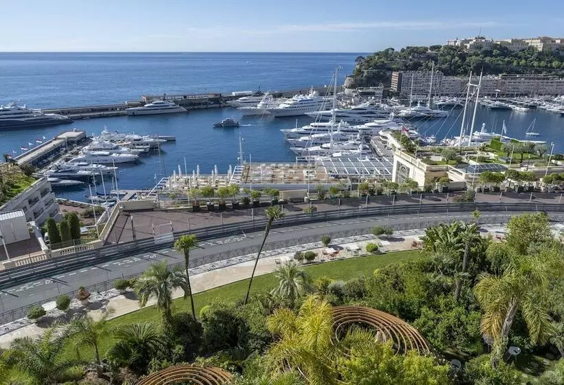 سوییت جونیور با چشم‌انداز دریا, Hôtel De Paris Monte Carlo