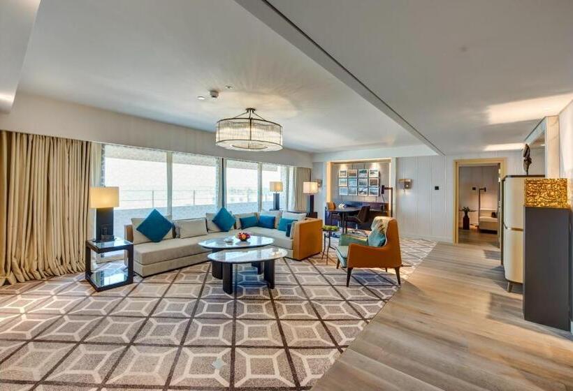 Deluxe Suite King Bed, Intercontinental Muscat, An Ihg