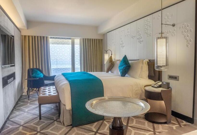 سوییت جونیور با چشمانداز دریا, Intercontinental Muscat, An Ihg