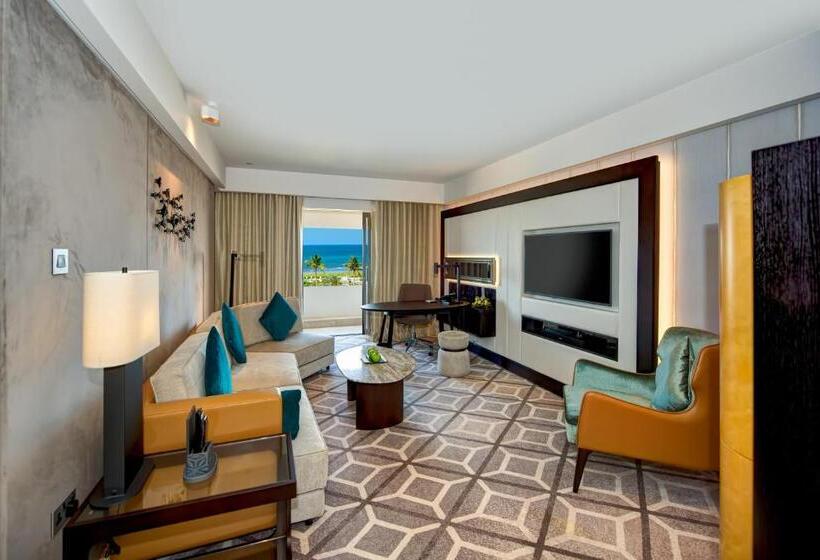 سوییت جونیور با چشم‌انداز دریا, Intercontinental Muscat, An Ihg