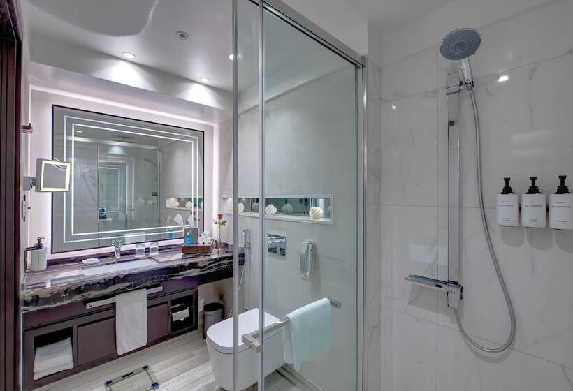 اتاق کلاب, Intercontinental Muscat, An Ihg