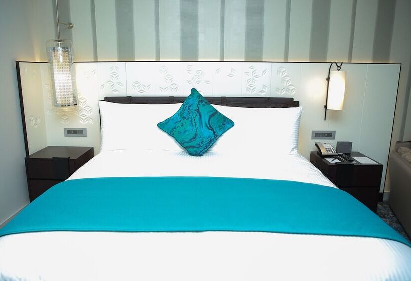 سوییت جونیور با چشم‌انداز دریا, Intercontinental Muscat, An Ihg