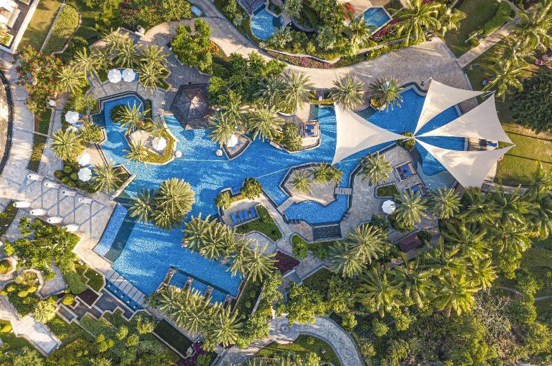 سوئیت اجرایی با تخت کینگ, Intercontinental Muscat, An Ihg