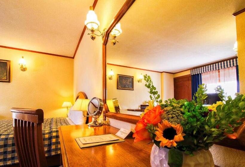 جناح إدارى, Lastra