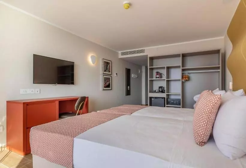 オーシャンビュースタンダードルーム, Seaview Hotel   Adults Only 16 Plus
