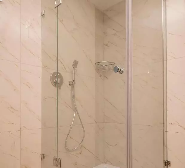ハイドロマッサージバス付きスイート, Seaview Hotel   Adults Only 16 Plus