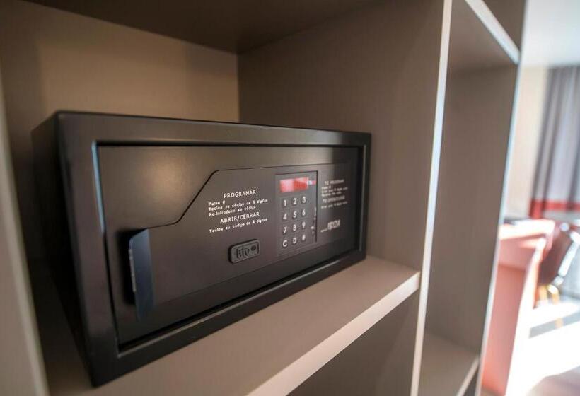 اتاق استاندارد با چشمانداز شهر, Seaview Hotel Adults Only 16 Plus