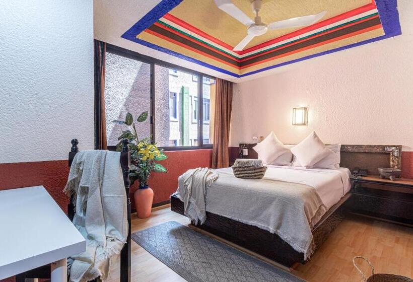 Номер Deluxe, Soy Local Cdmx
