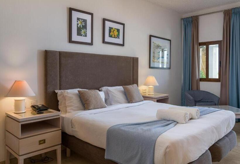 اتاق استاندارد سه نفره, Ta' Cenc & Spa