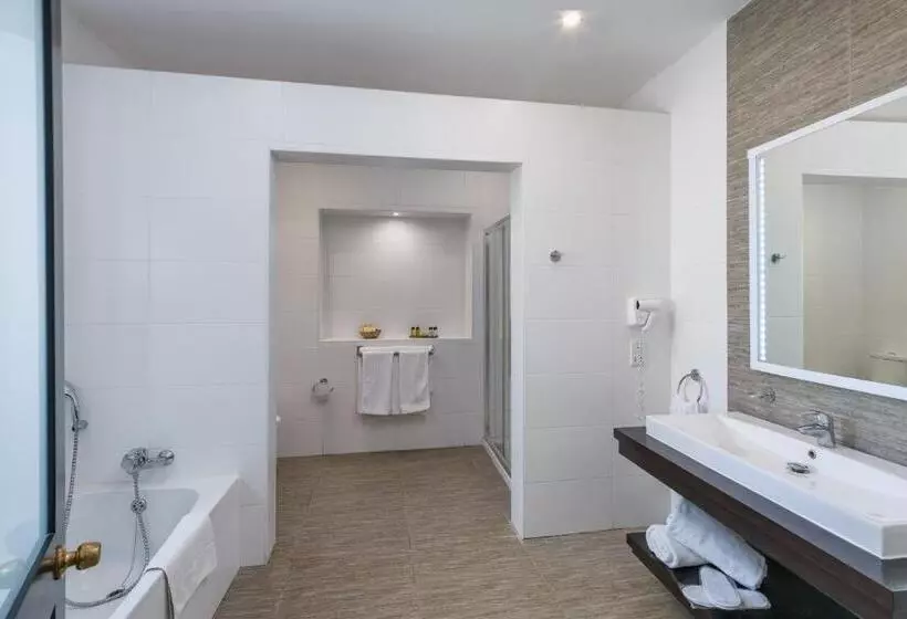 Suite, Ta' Cenc & Spa
