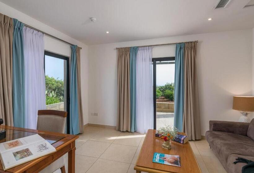 سوییت, Ta' Cenc & Spa