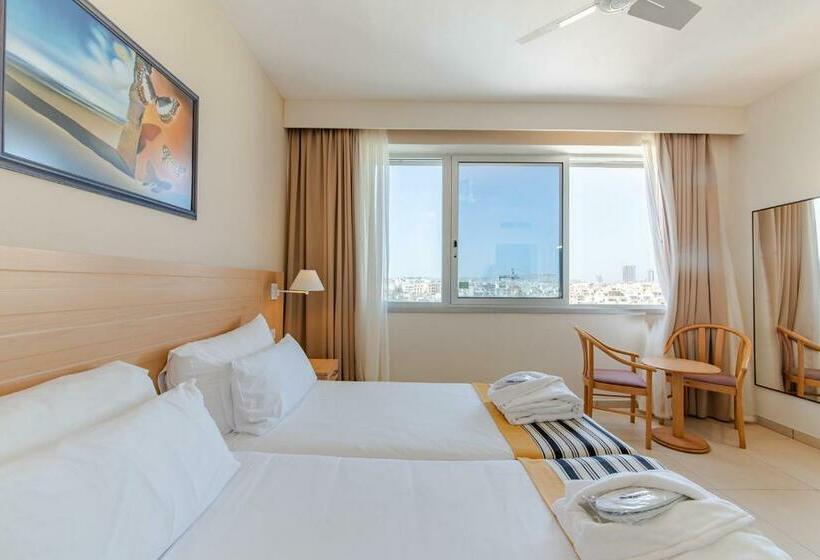 اتاق استاندارد, The Preluna