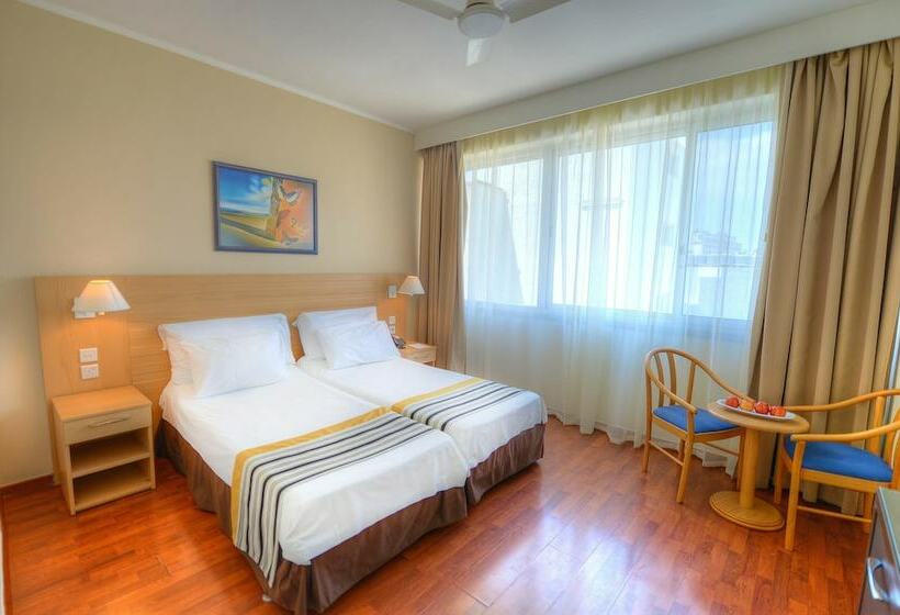 اتاق استاندارد, The Preluna