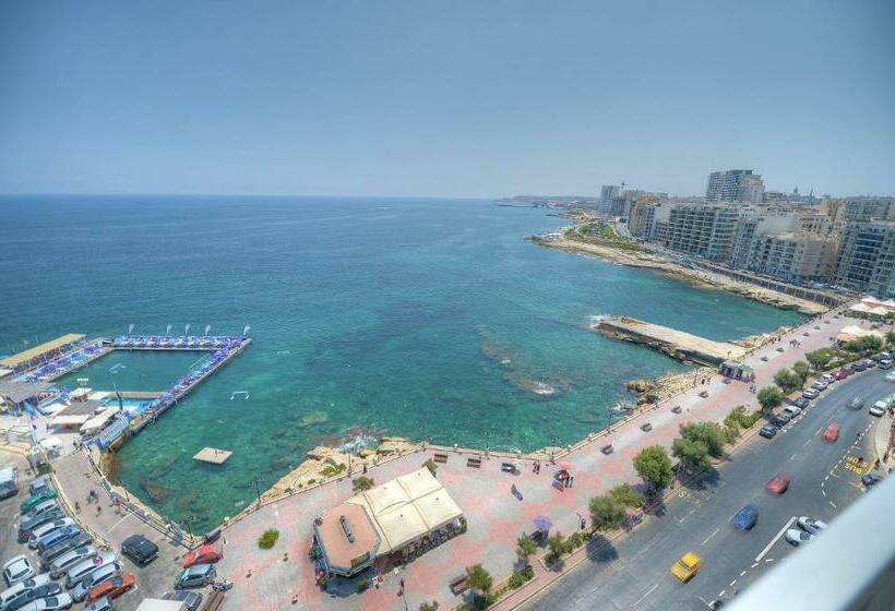 اتاق استاندارد با چشم‌انداز دریا, The Preluna