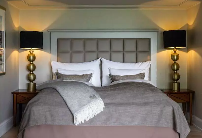 スイート, Refsnes Gods   By Classic Norway Hotels