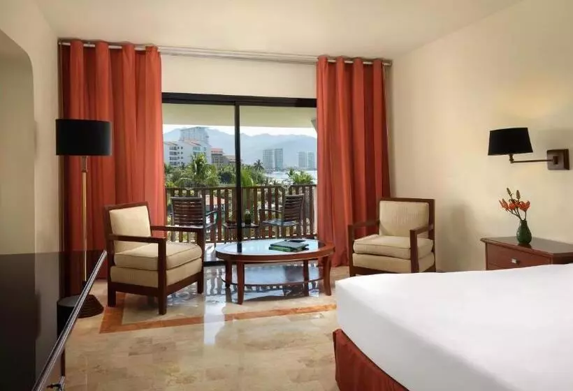 سوییت جونیور با چشم‌انداز دریا, Meliá Puerto Vallarta – All Inclusive