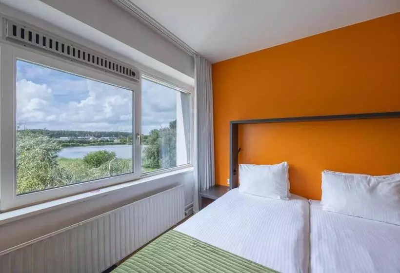 Comfort-huone Merinäkymä, Amrâth Airport Hotel Rotterdam