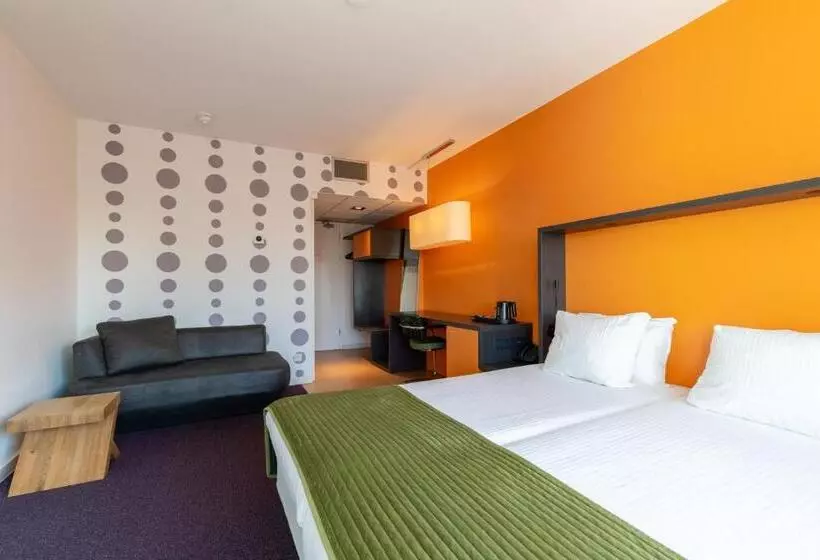 Comfort-huone Merinäkymä, Amrâth Airport Hotel Rotterdam