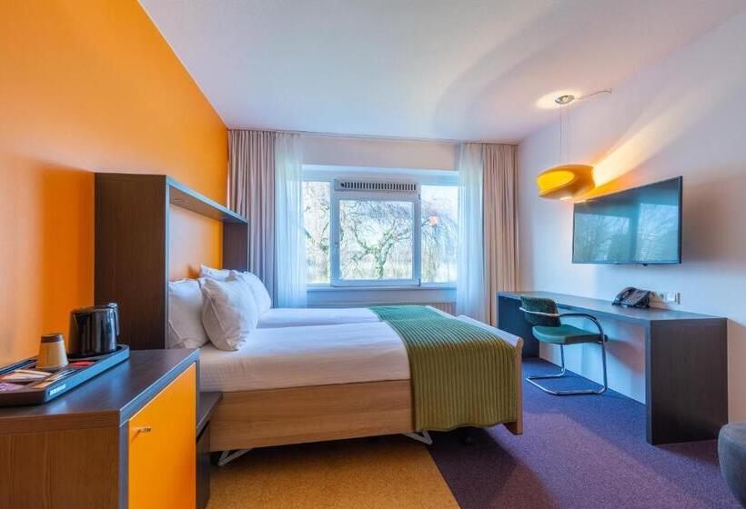 חדר סטנדרט מותאם לאדם עם מוגבלויות, Amrâth Airport Hotel Rotterdam