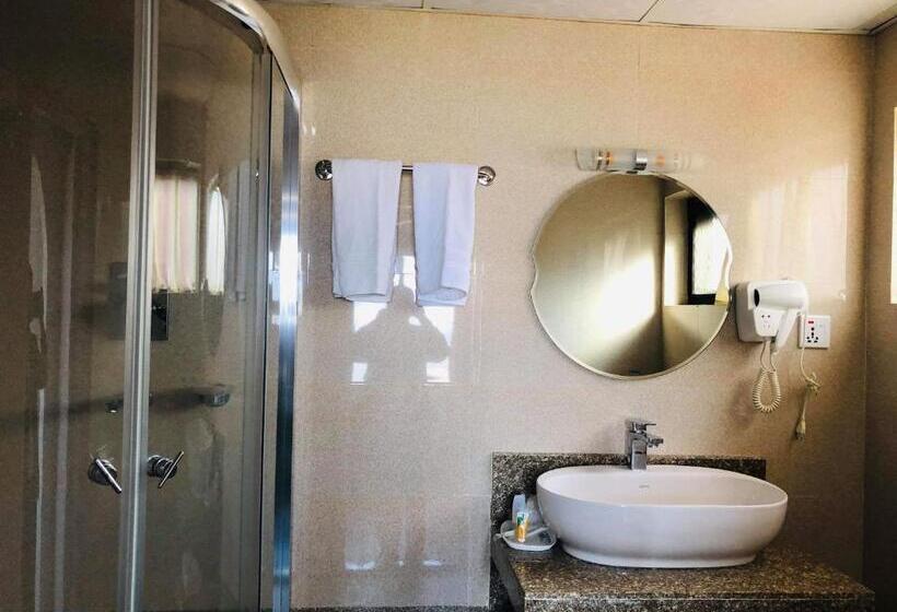 اتاق لوکس, Dhulikhel Mountain Resort