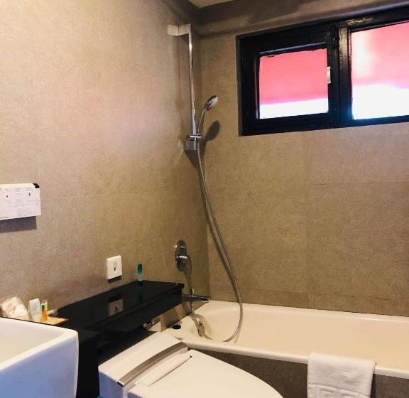 اتاق لوکس, Dhulikhel Mountain Resort