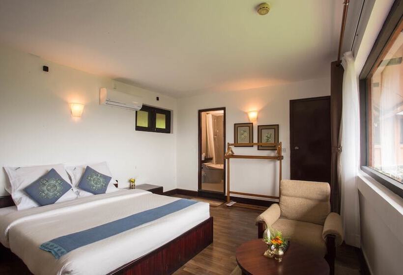 اتاق لوکس, Dhulikhel Mountain Resort