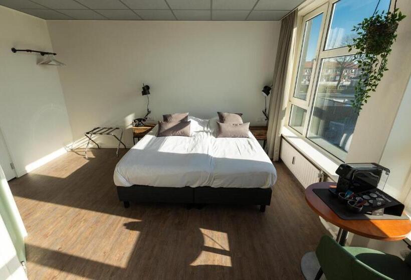 Номер Стандарт, Eurohotel