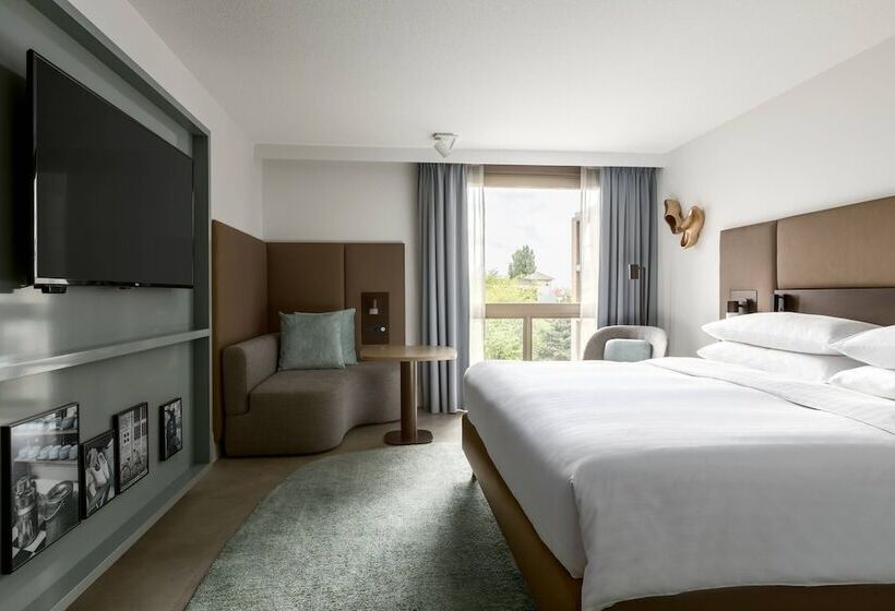 Номер Deluxe, Amsterdam Marriott