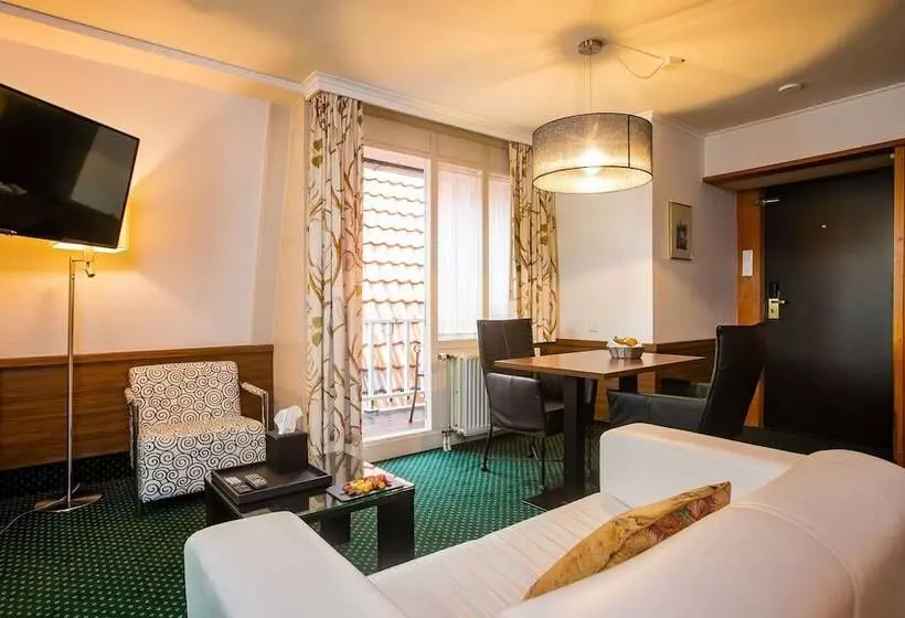 Junior Suite, Golden Tulip Hotel Central
