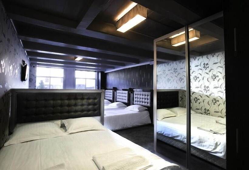 اتاق خانوادگی, Hermitage  Amsterdam