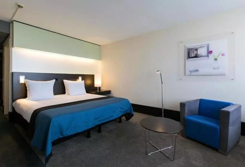 اتاق اجرایی با تخت بزرگ, Holiday Inn Eindhoven Centre, An Ihg