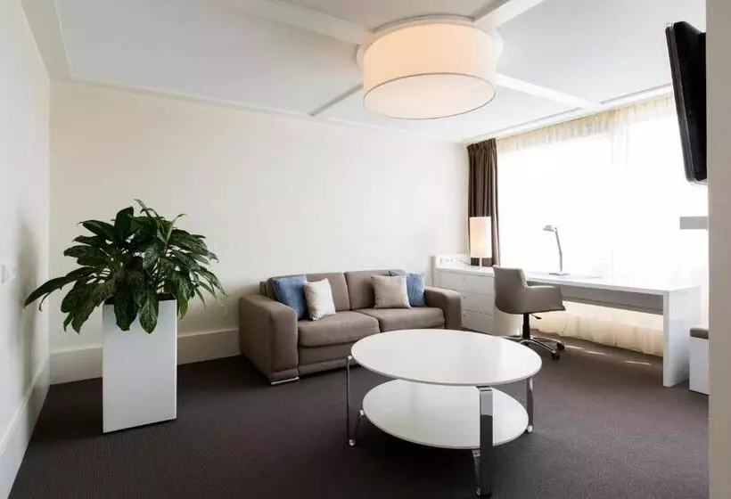 سوییت اجرایی, Holiday Inn Eindhoven Centre, An Ihg