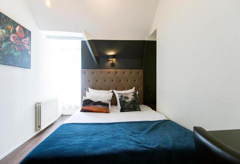 غرفة قياسية, Quentin England