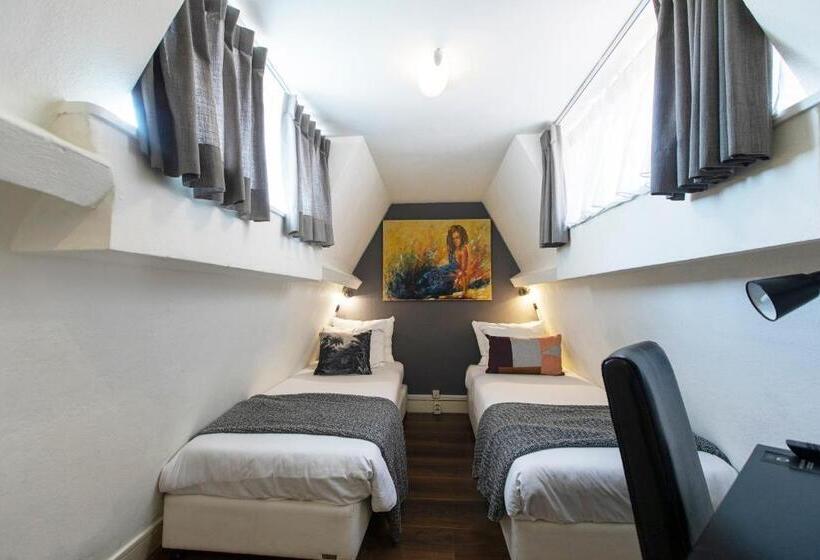 غرفة قياسية حمام مشترك, Quentin England