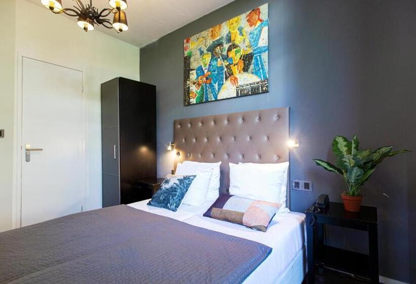 غرفة ديلوكس مزودة بشرفة, Quentin England