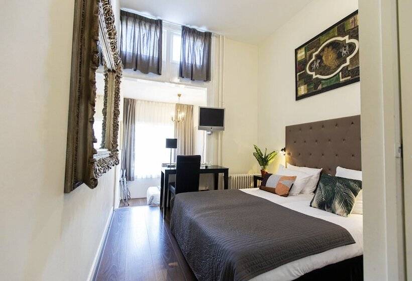 غرفة قياسية ثلاثية, Quentin England