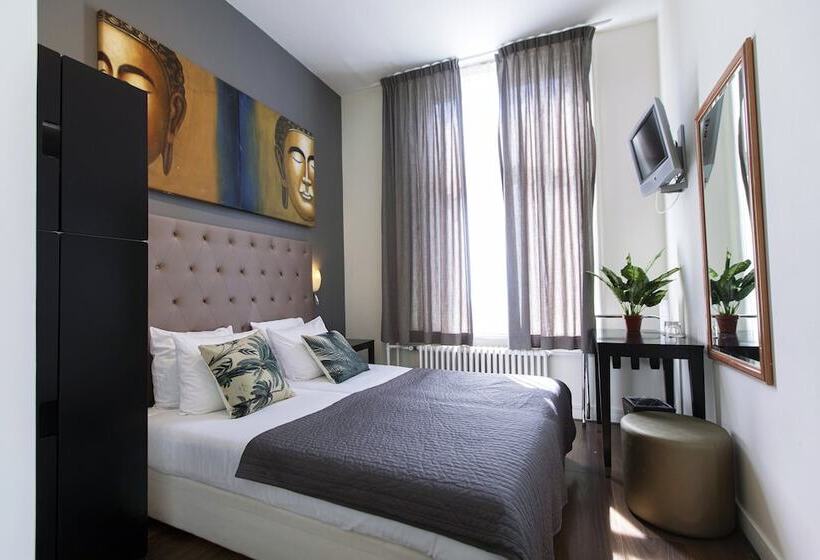 غرفة قياسية, Quentin England