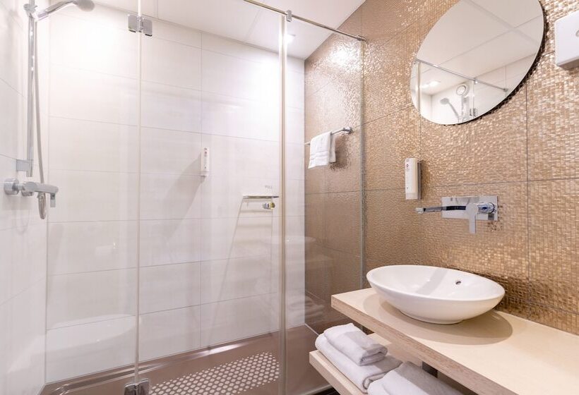 חדר דלוקס, Amrâth Airport Hotel Rotterdam