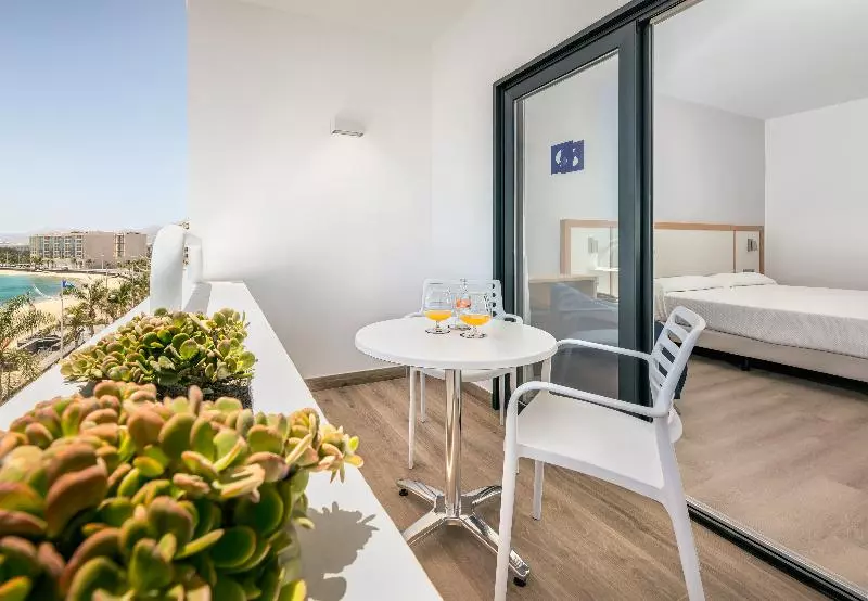 اتاق استاندارد یک نفره, Scandic Grand Tromsø