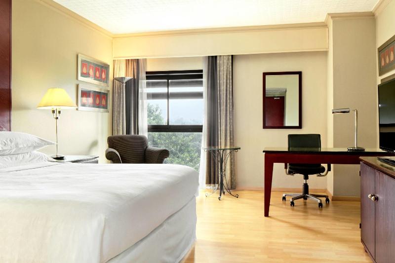 标准间, Sheraton Lagos