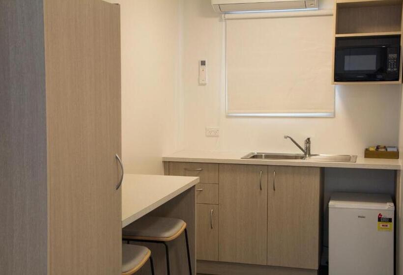 إستوديو قياسى, The Surrey