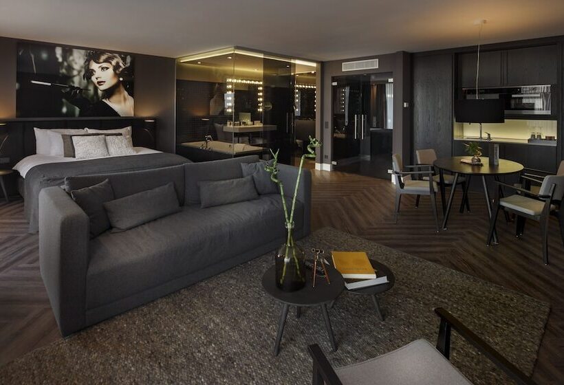 Sviitti, Van Der Valk Hotel Sassenheim   Leiden