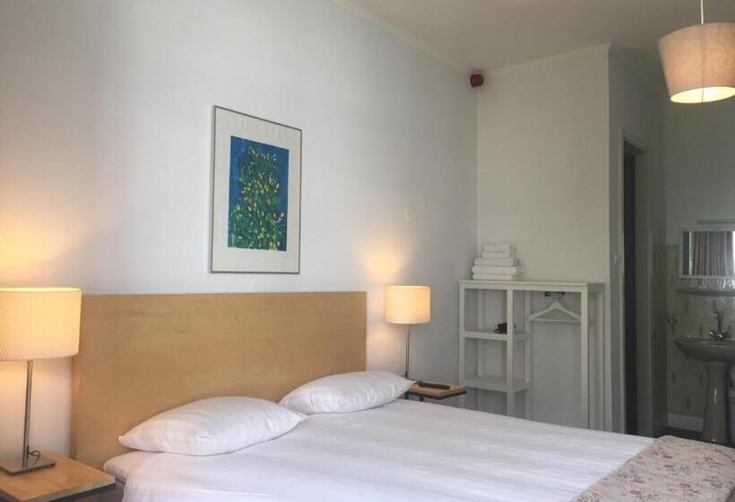 Standard Room with Balcony, Verdi