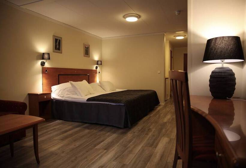 חדר משפחתי, Vesterland Feriepark Hytter, Hotell Og Leikeland