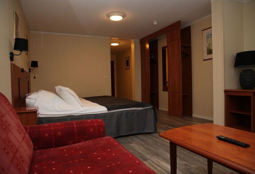 חדר משפחתי, Vesterland Feriepark Hytter, Hotell Og Leikeland