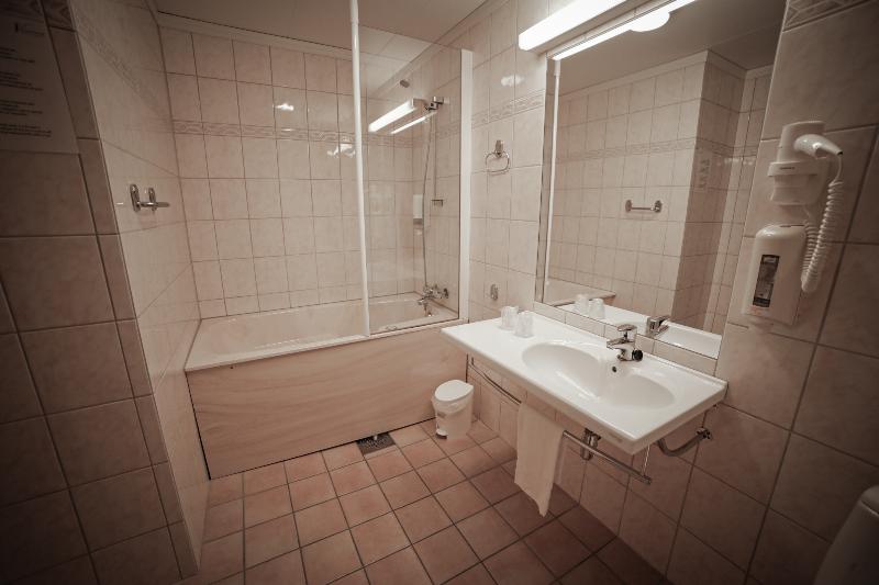 חדר משפחתי, Vesterland Feriepark Hytter, Hotell Og Leikeland