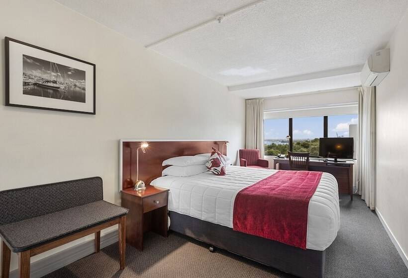 غرفة قياسية سرير كينج, The Parnell Hotel & Conference Centre