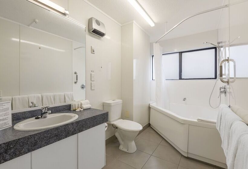 شقة غرفتين نوم مزودة بشُرفة, The Parnell Hotel & Conference Centre