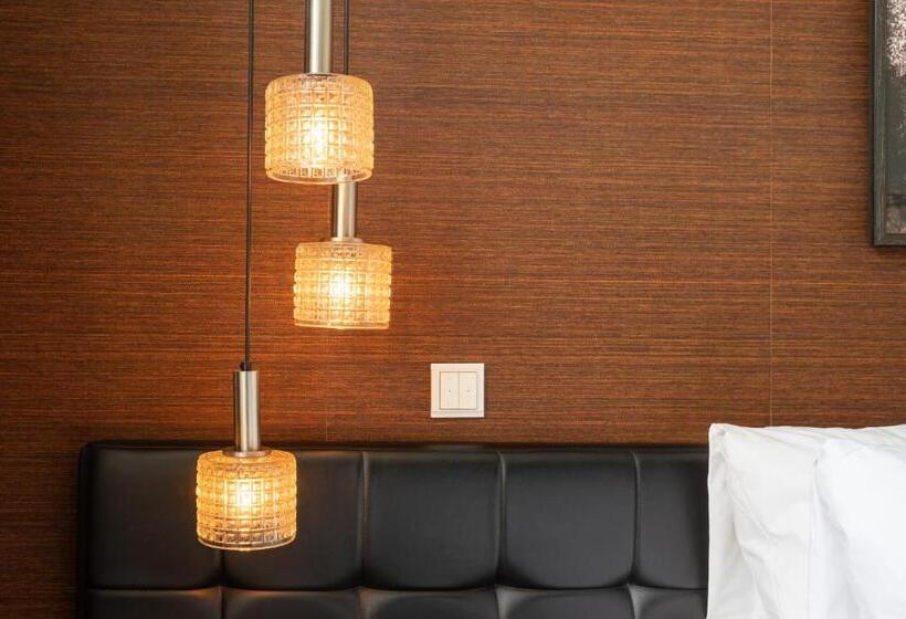 اتاق استاندارد, Weber Hotel 397